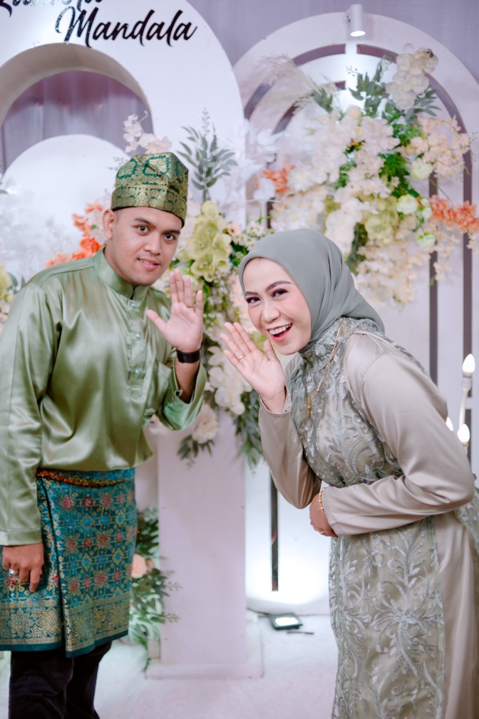 AyeNet Decoration